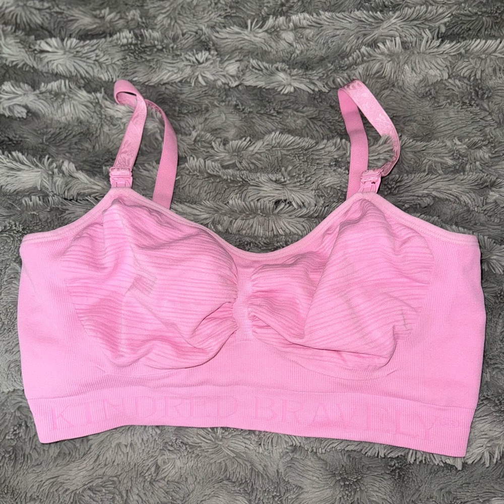 Kindred Bravely bubblegum pink pumping and nursing bra